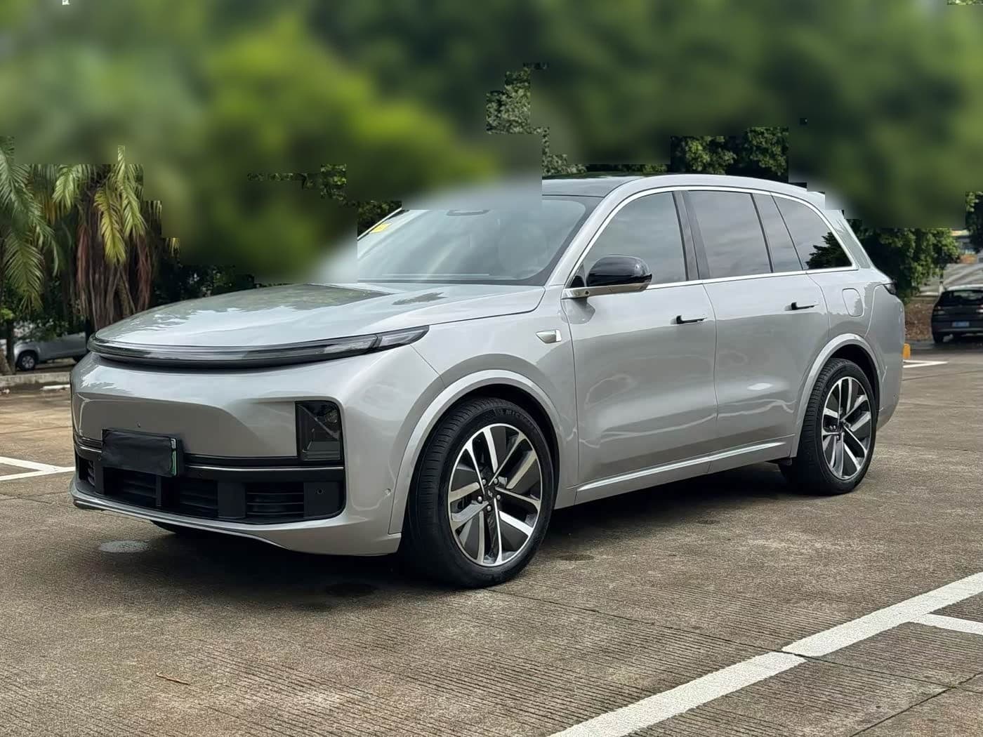 2022 Li Auto Li L8 front exterior
