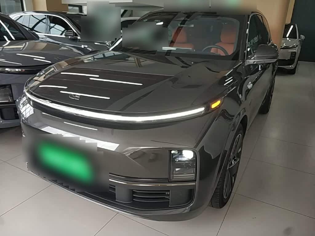 2025 Li Auto Li L8 front exterior