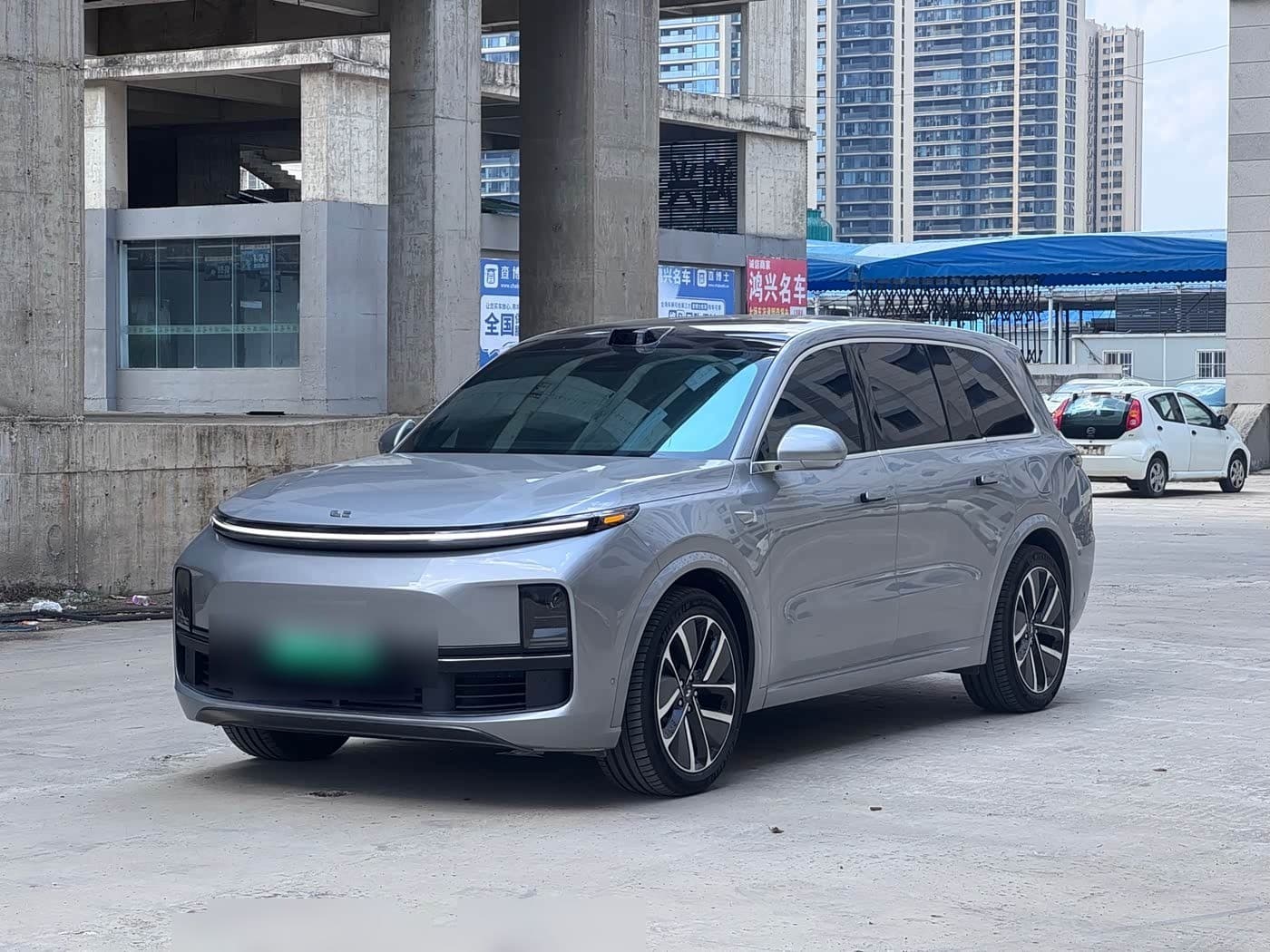 2024 Li Auto Li Xiang L9 front exterior