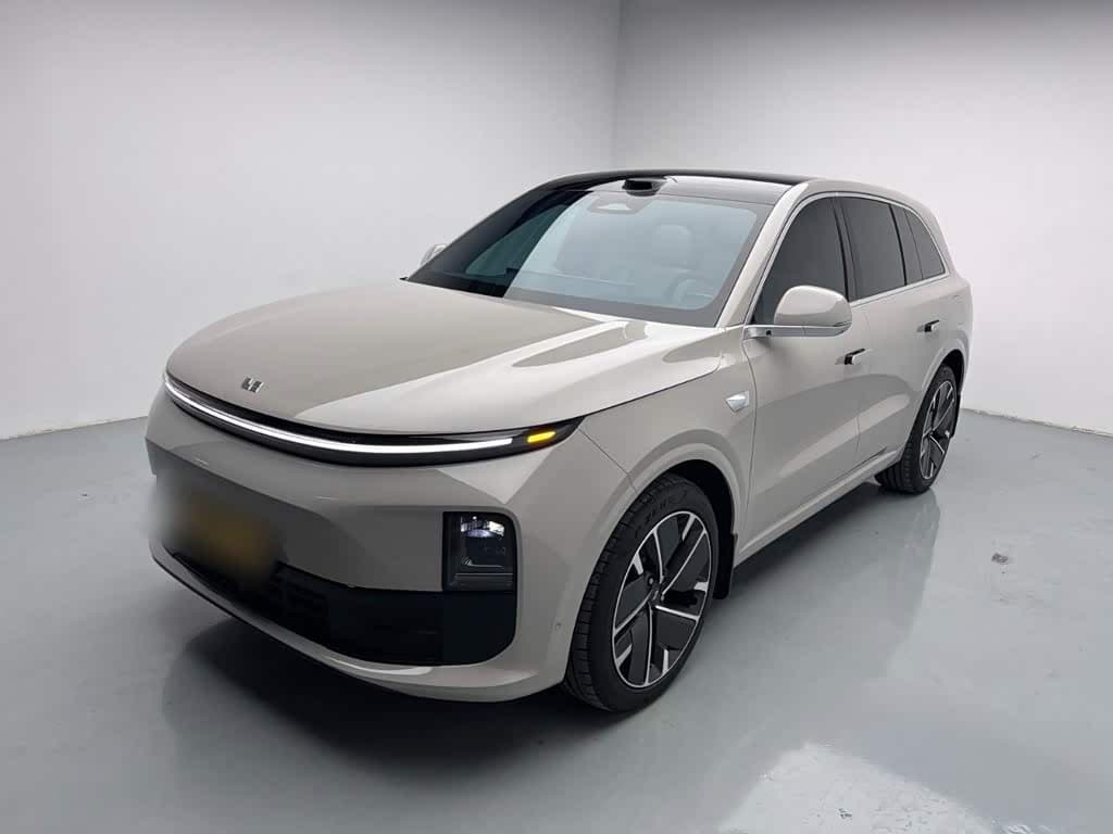 2025 Li Auto L6 front exterior