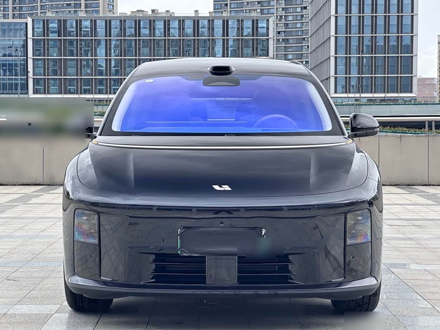 2025 Li Auto Li i8