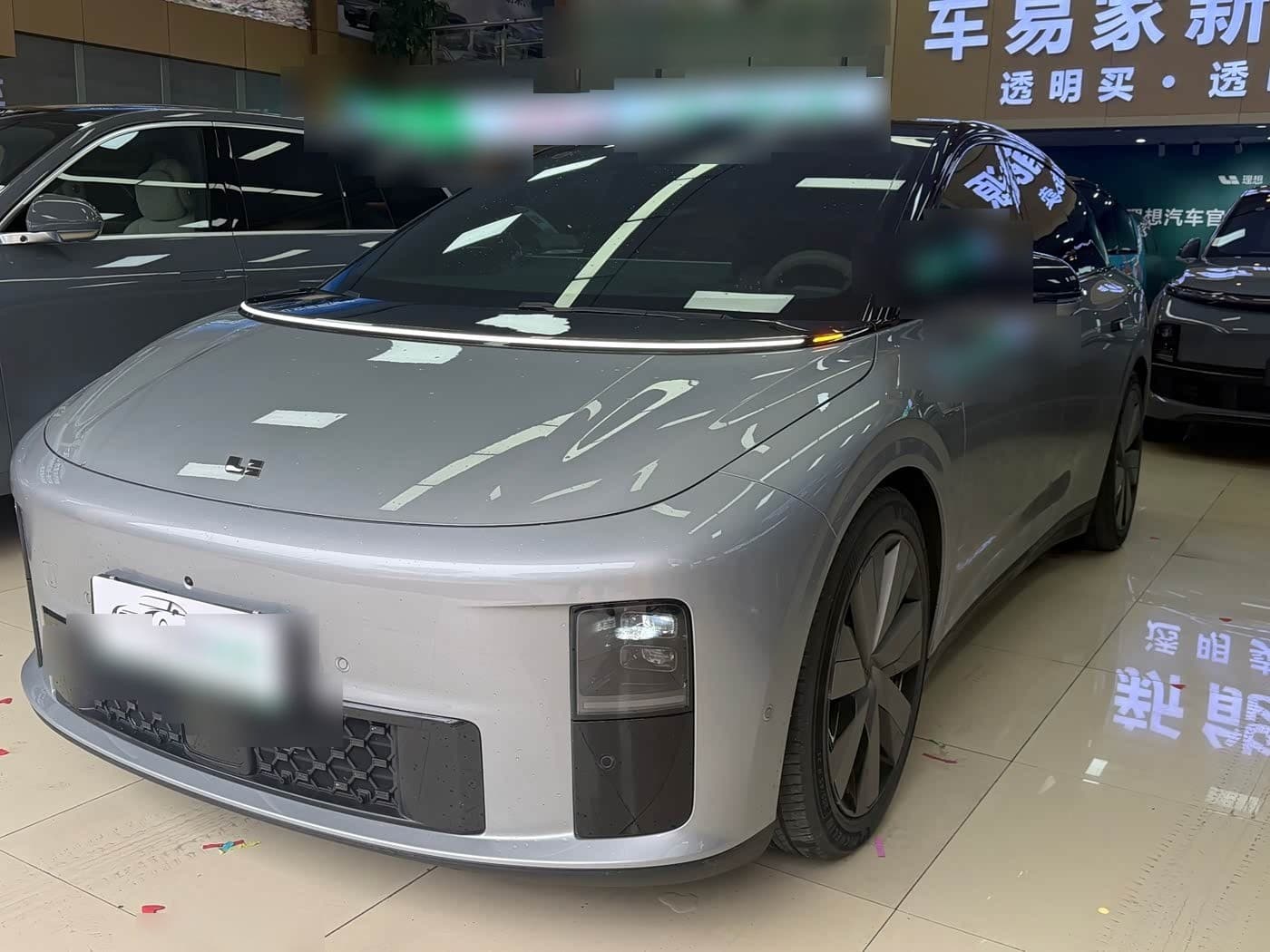 2025 Li Auto i6 front exterior