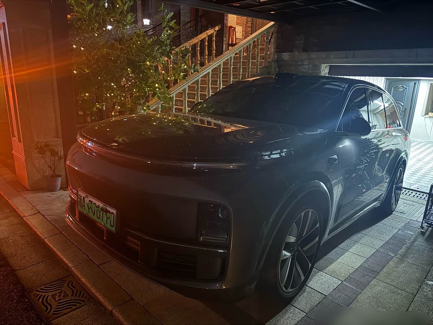 2024 Li Auto Li L8 front exterior