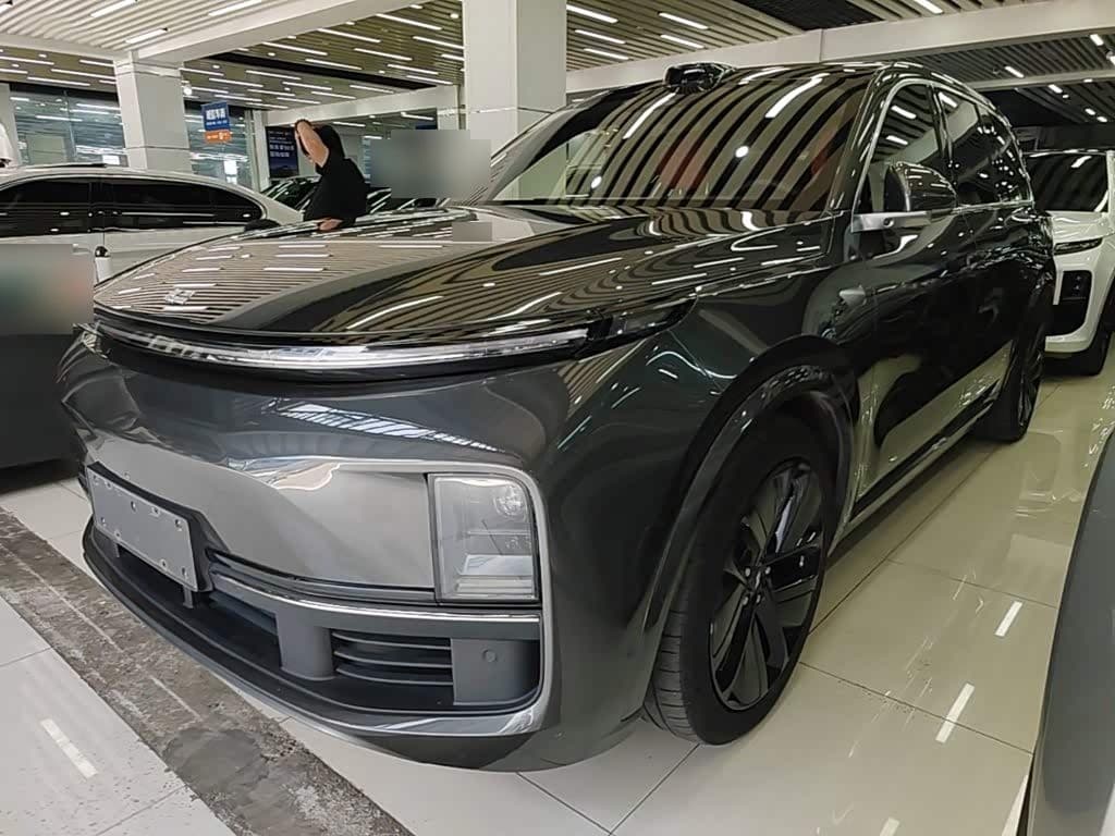 2022 Li Auto Li Xiang L9 front exterior
