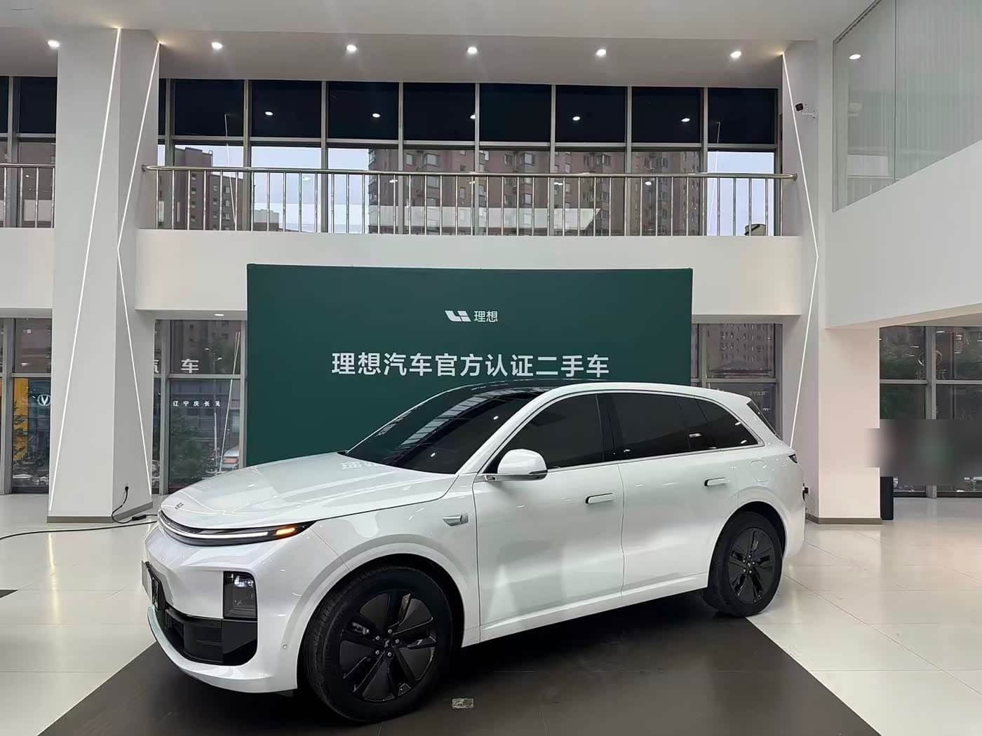 2024 Li Auto L6 front exterior