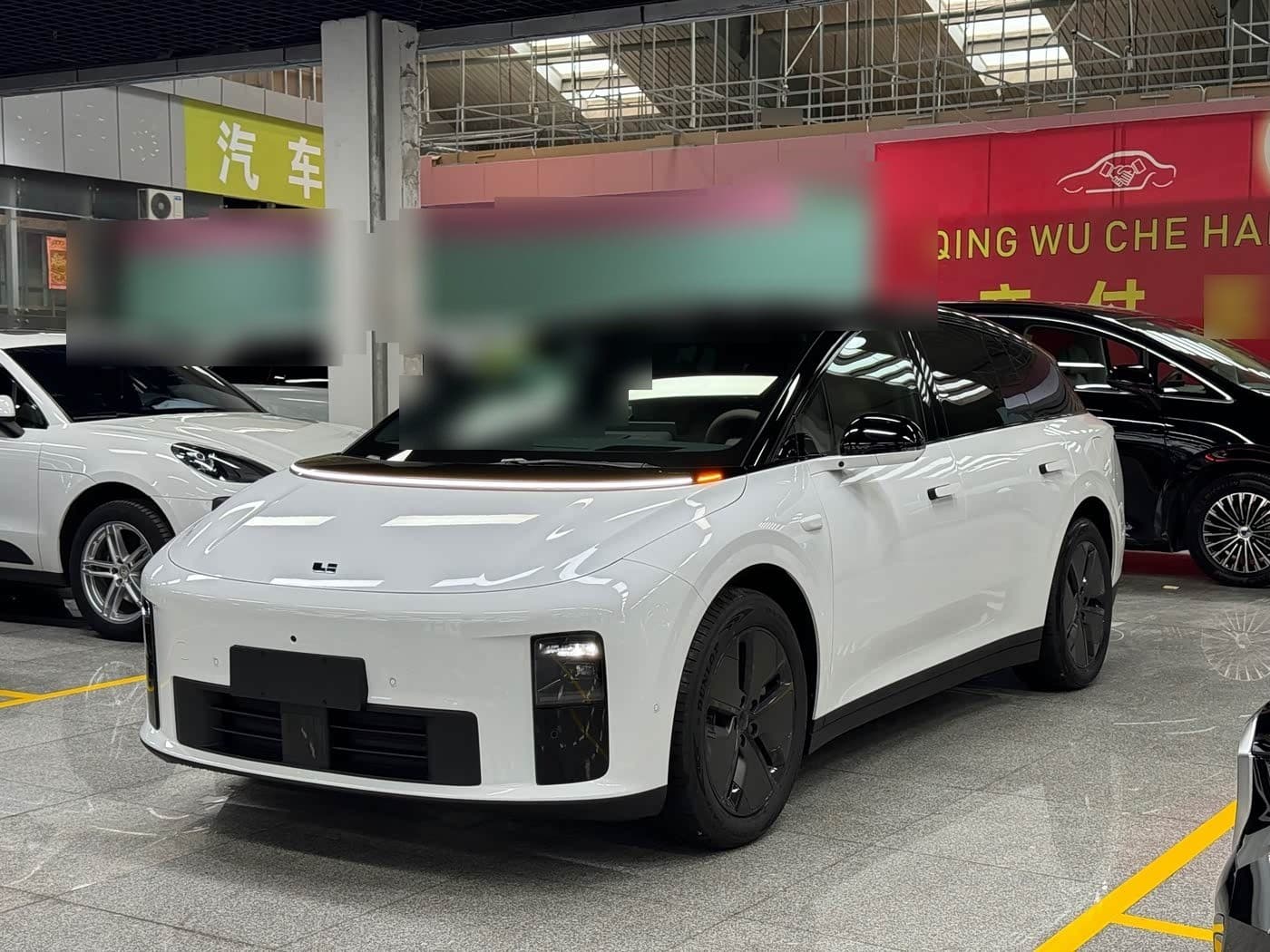 2025 Li Auto i6
