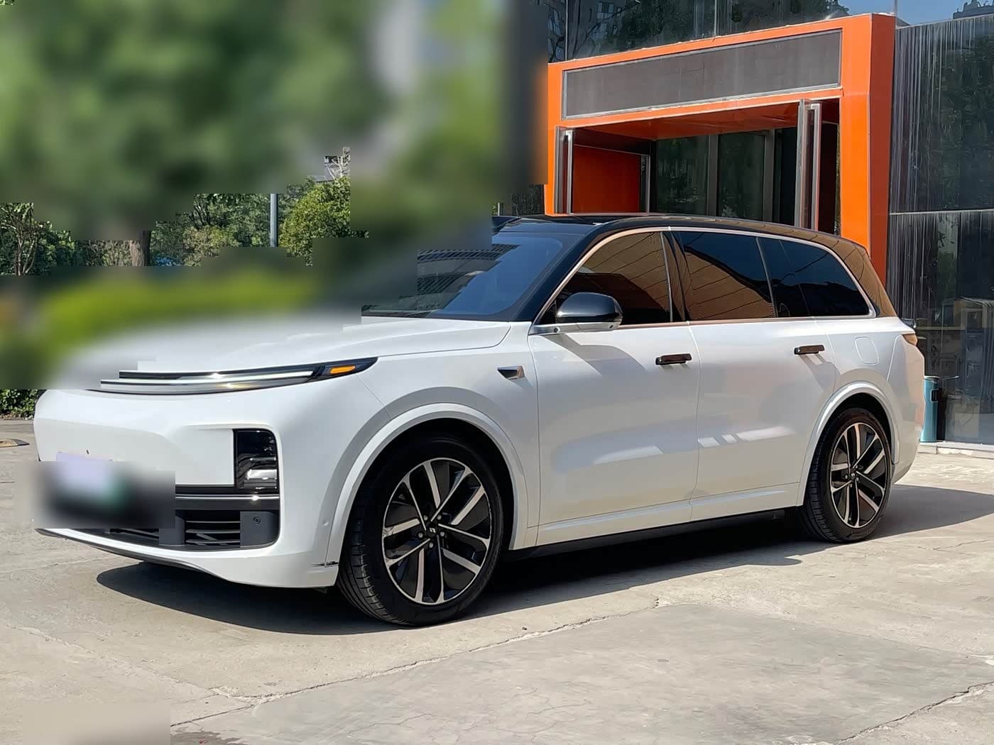 2022 Li Auto Li Xiang L9 front exterior