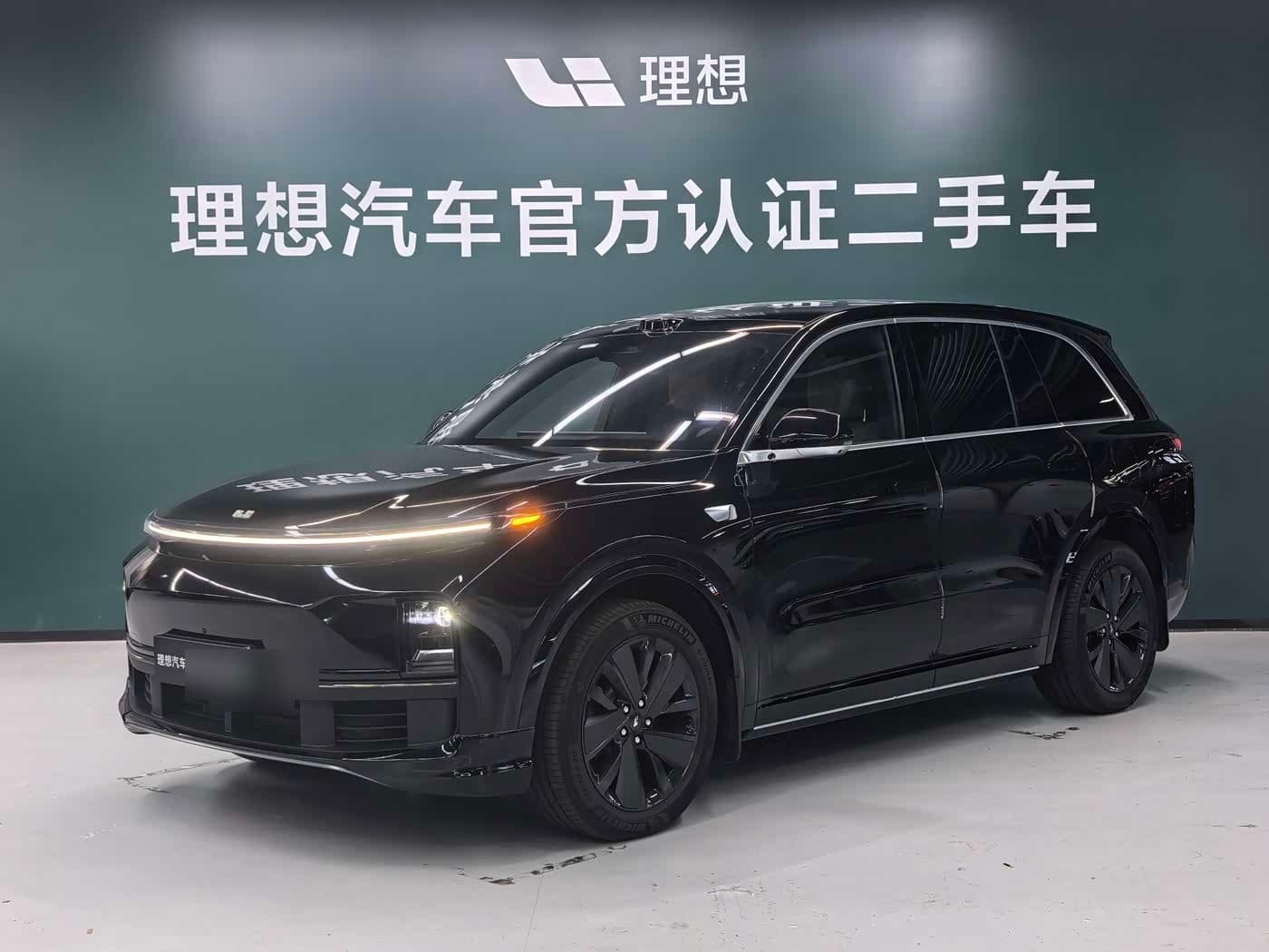2025 Li Auto Li L8