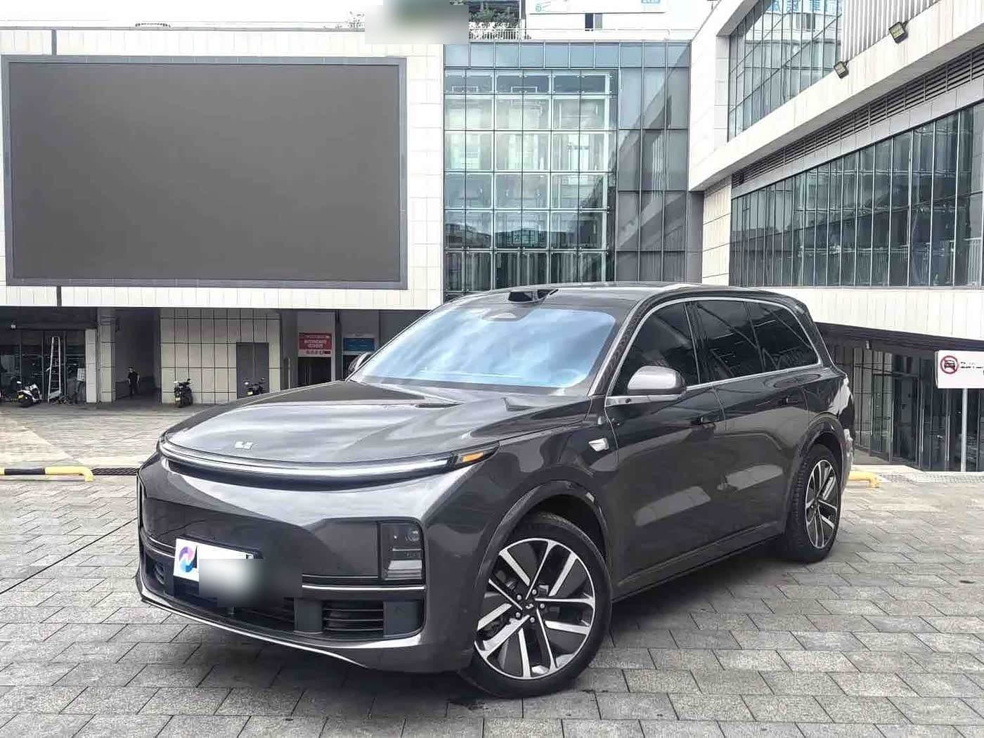 2024 Li Auto Li Xiang L9 front exterior
