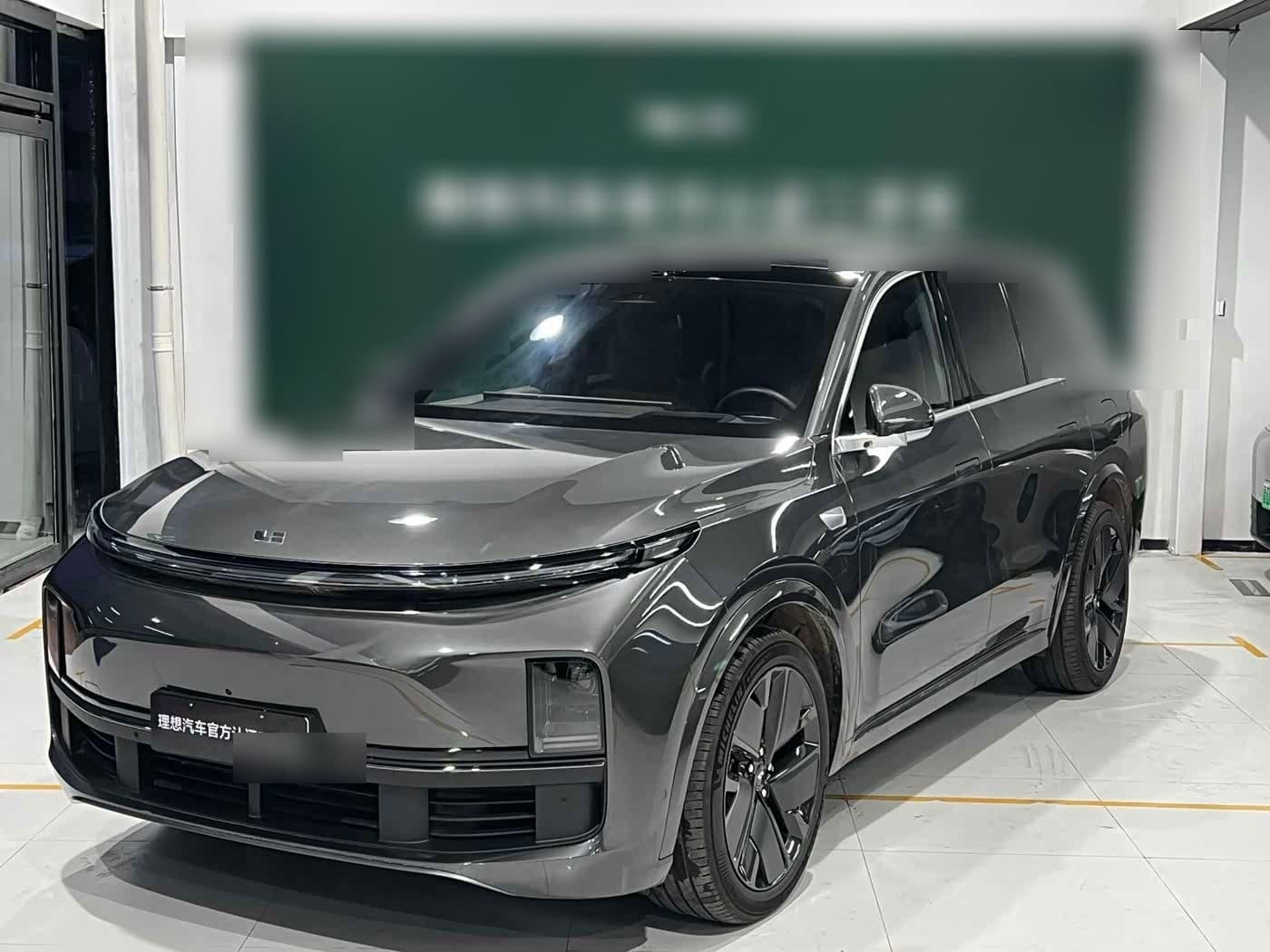 2025 Li Auto Li L8 front exterior