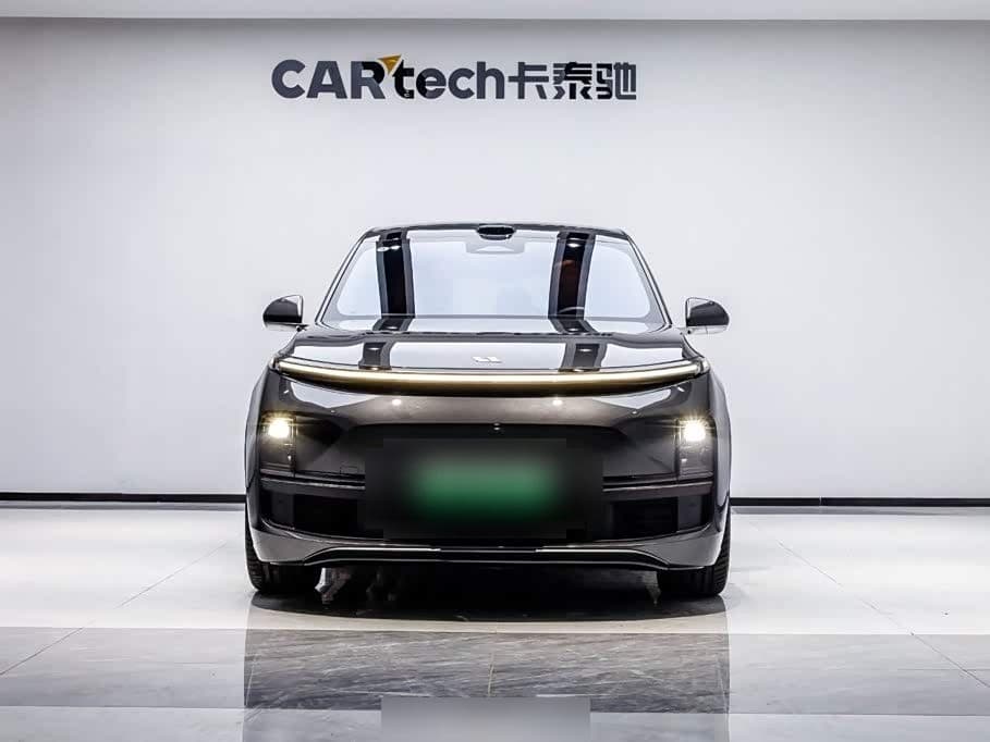 2025 Li Auto Li L8 front exterior