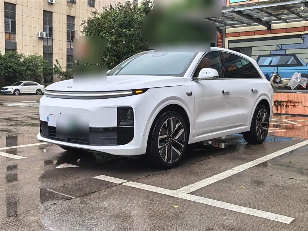 2024 Li Auto L6 front exterior