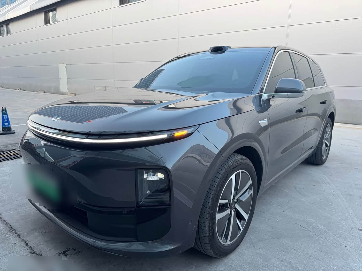 2024 Li Auto L6 front exterior