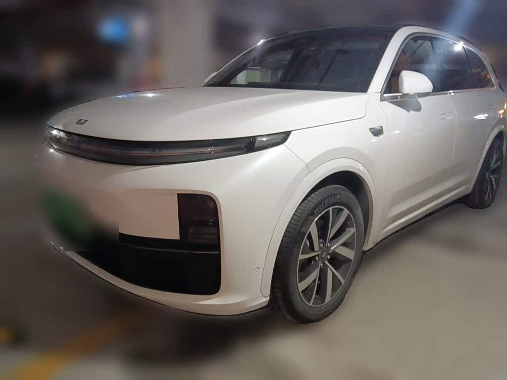 2022 Li Auto L7 front exterior