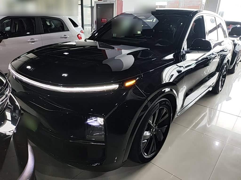 2022 Li Auto Li L8 front exterior