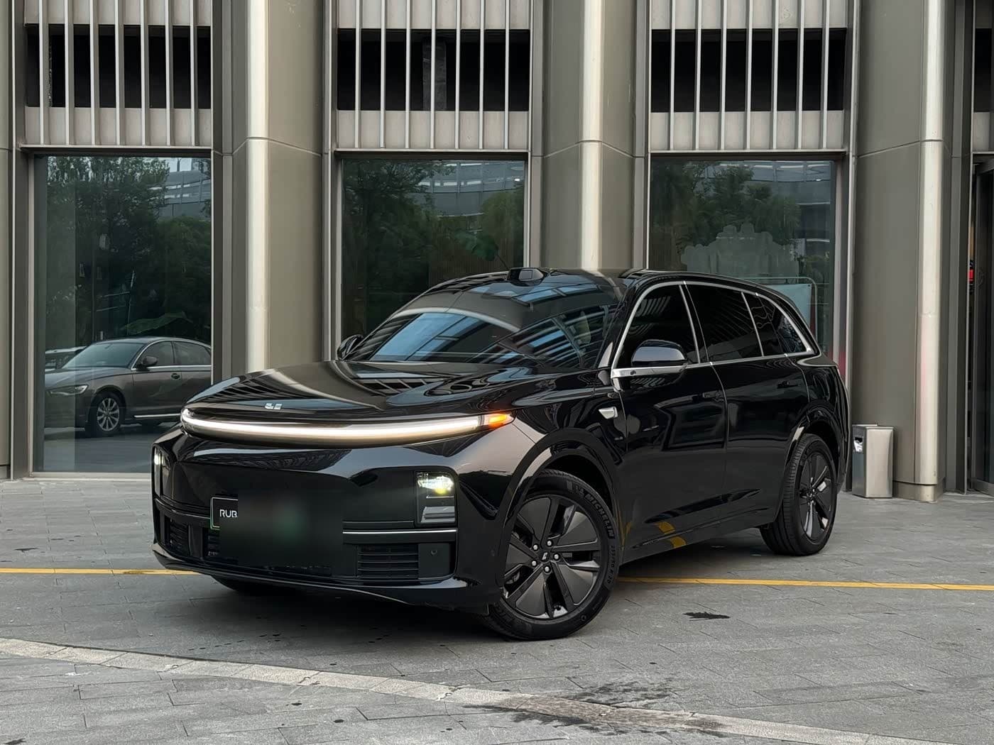 2024 Li Auto L7 front exterior