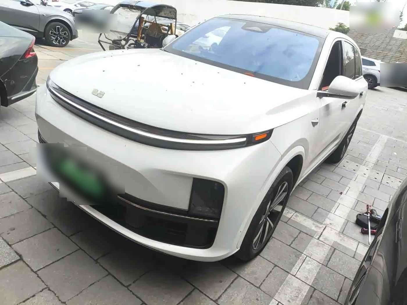 2024 Li Auto L7 front exterior