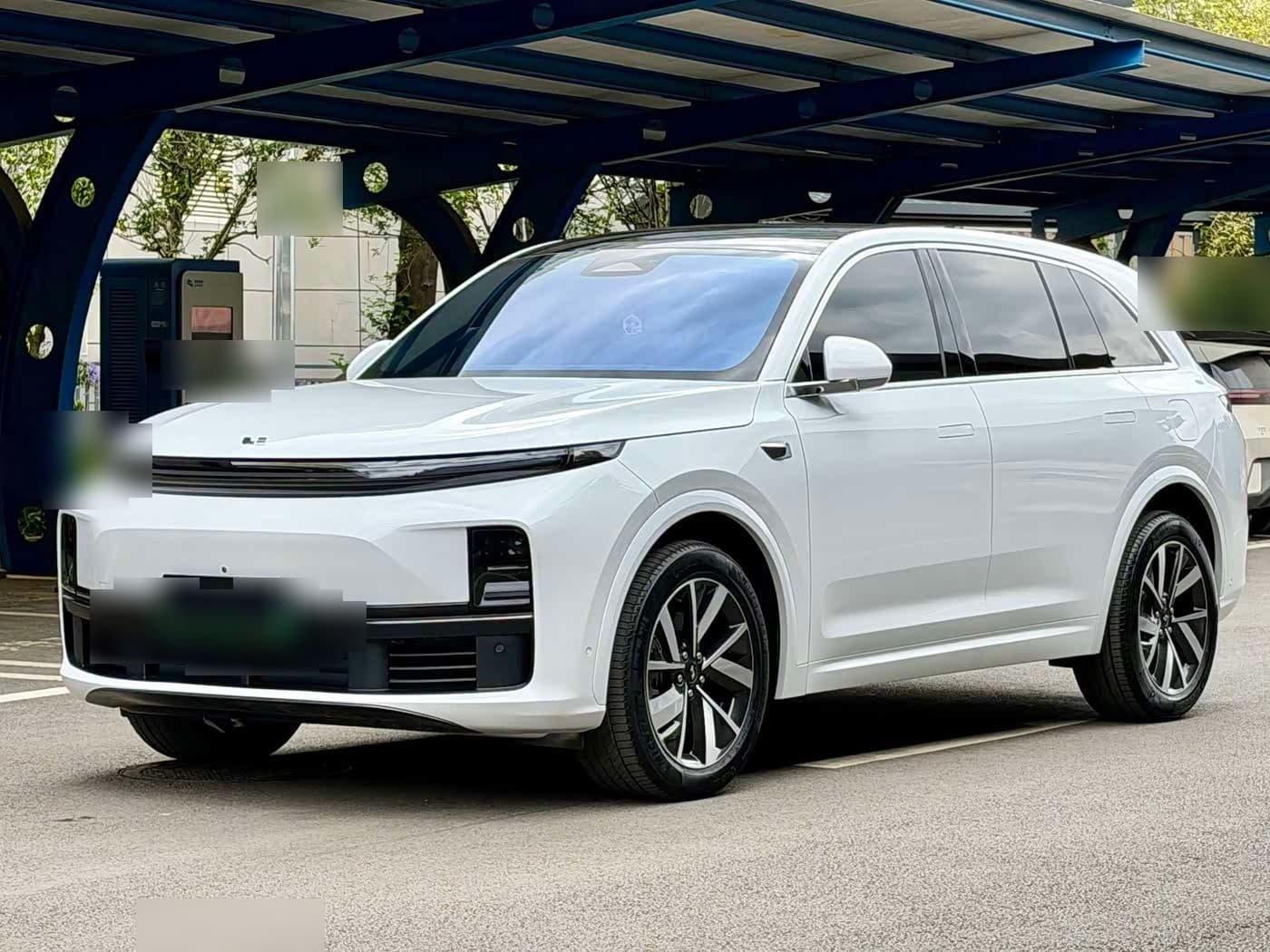 2023 Li Auto L7 front exterior