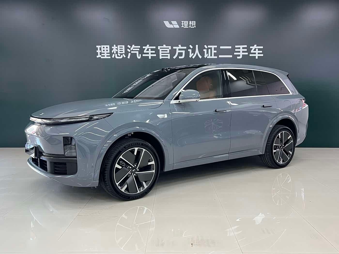 2025 Li Auto Li L8