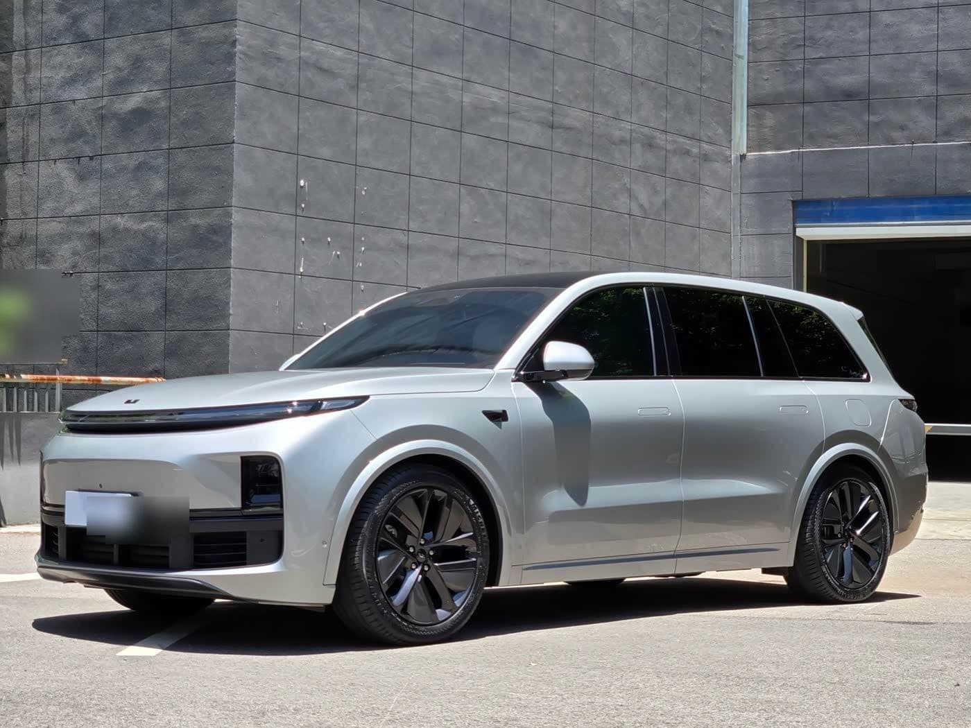 2023 Li Auto Li Xiang L9 front exterior