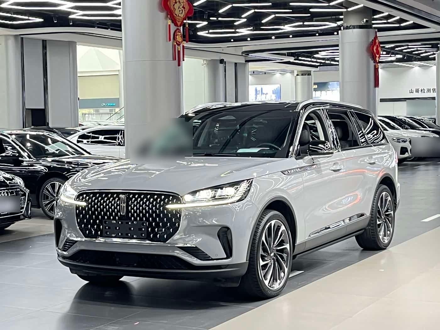 2024 Lincoln Aviator front exterior