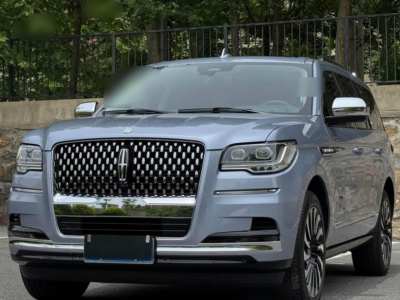 2022 Lincoln Navigator