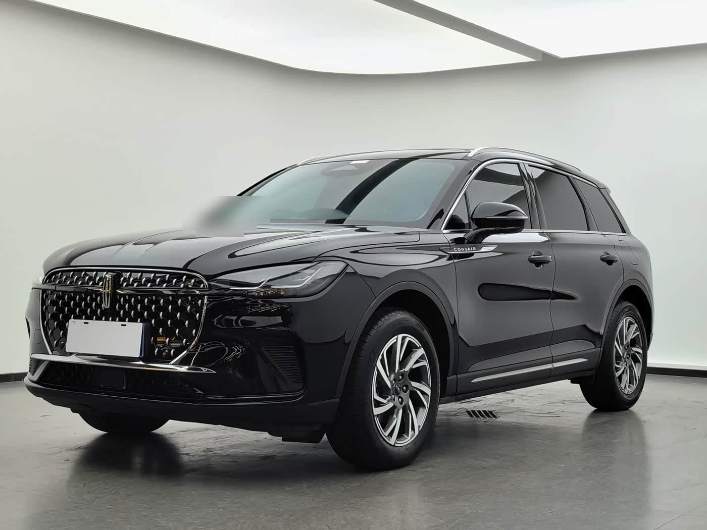 2024 Lincoln Adventurer