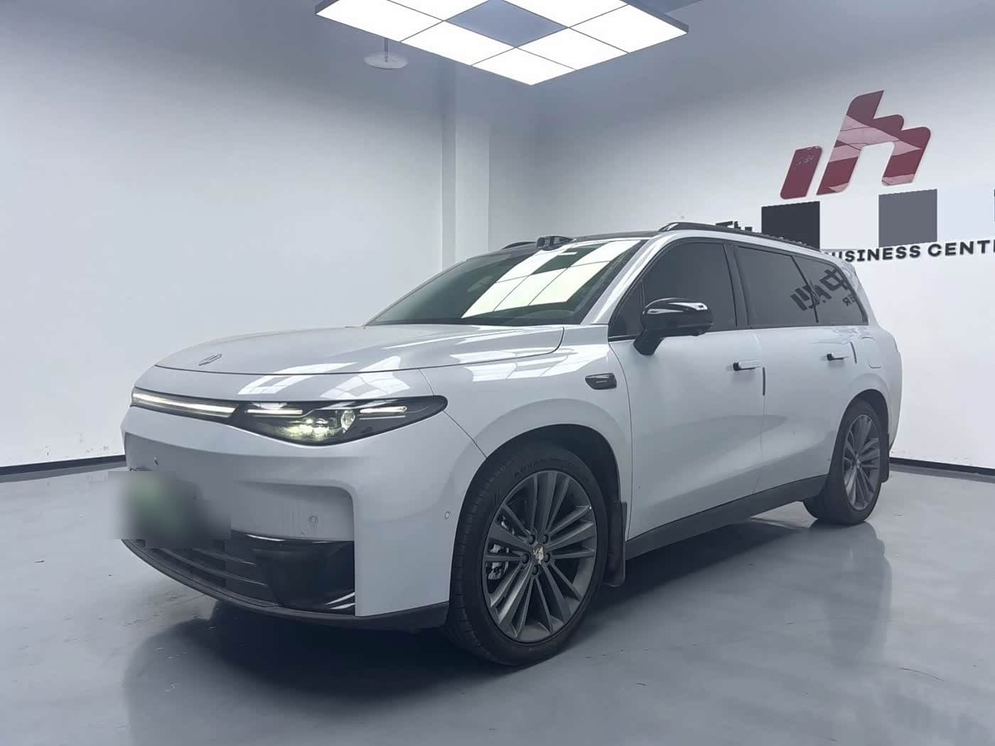 2025 Leapmotor C16 front exterior