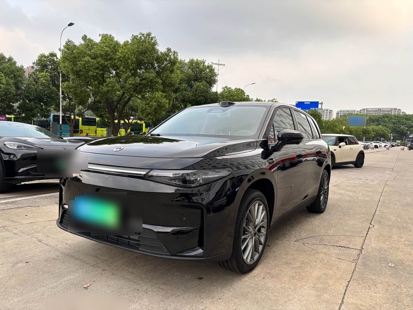 2025 Leapmotor C10 front exterior