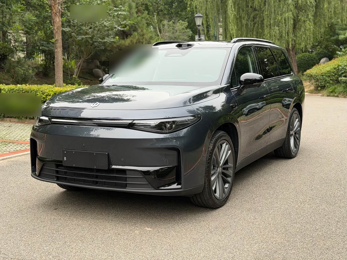 2025 Leapmotor C16 front exterior