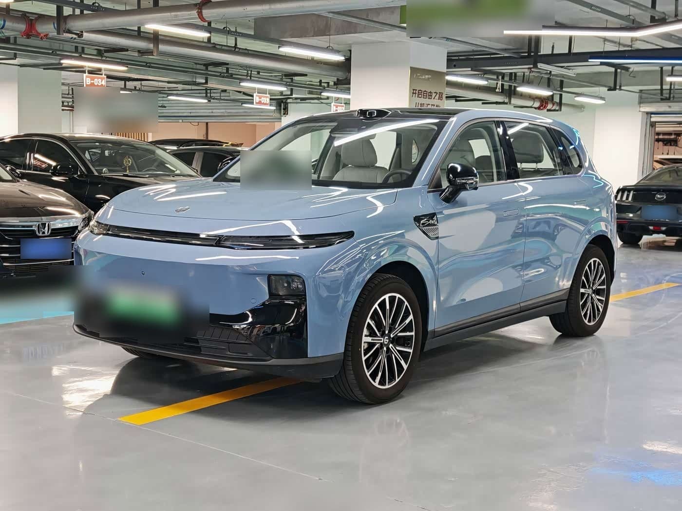 2025 Leapmotor B10 front exterior