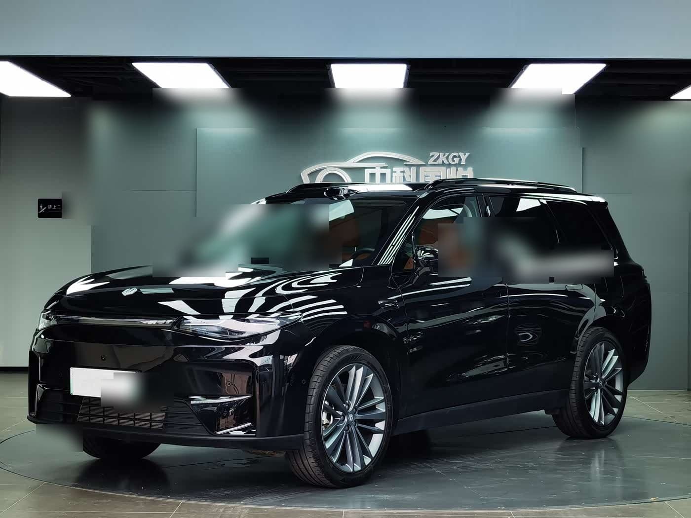 2025 Leapmotor C16 front exterior