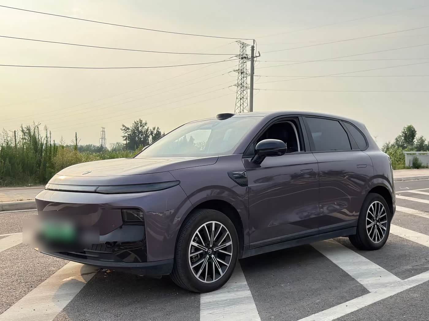 2025 Leapmotor B10 front exterior