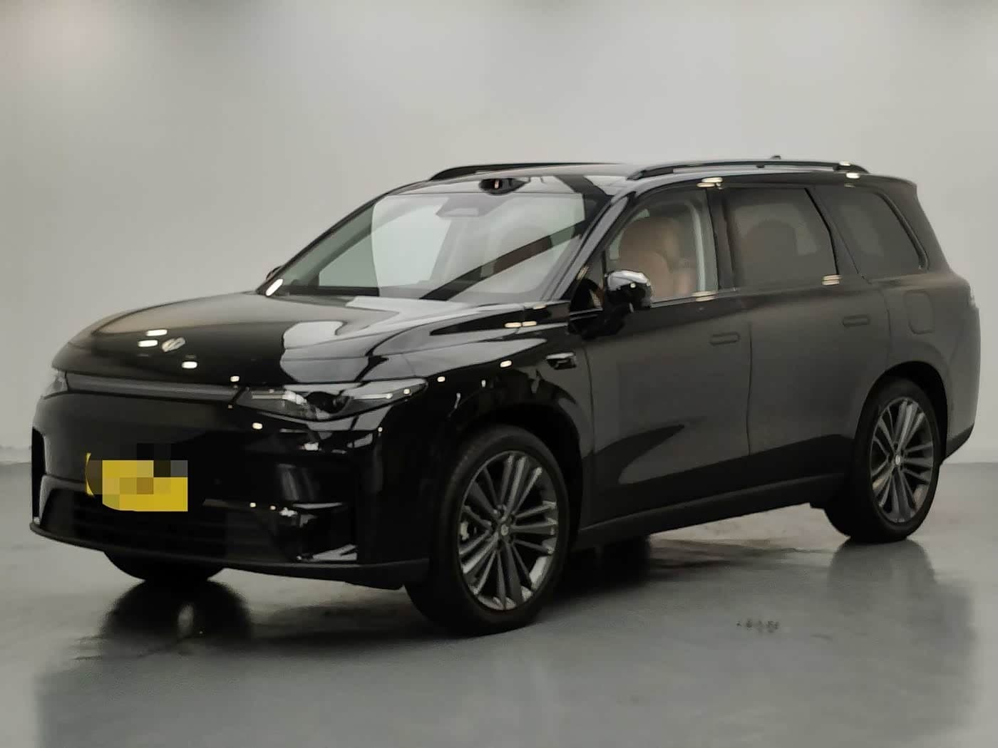 2025 Leapmotor C16 front exterior
