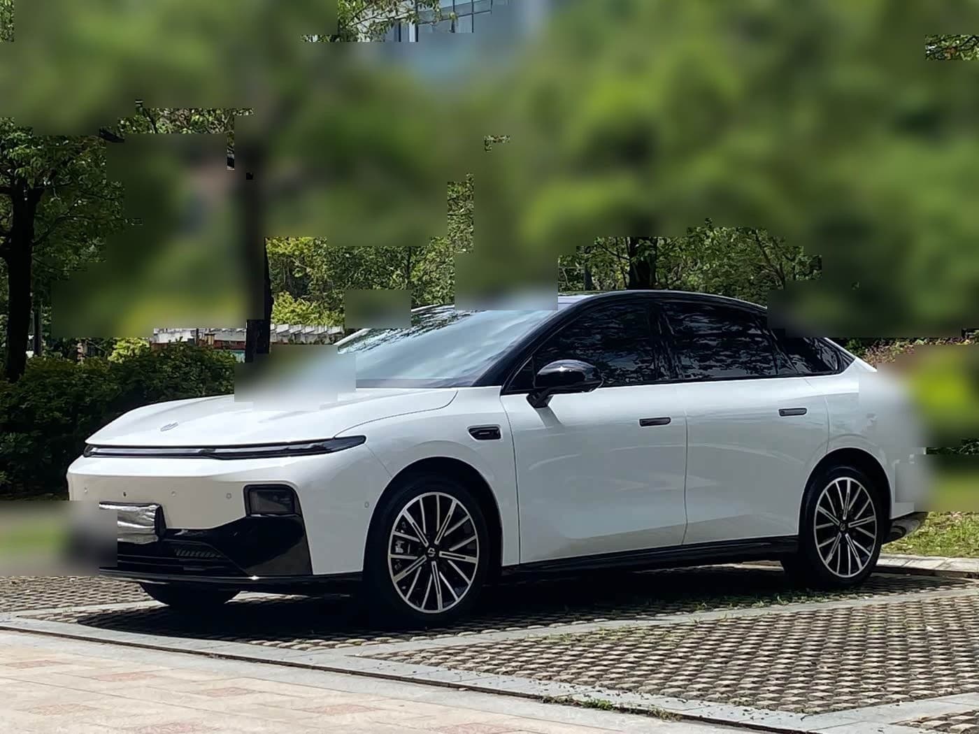 2025 Leapmotor B01 front exterior
