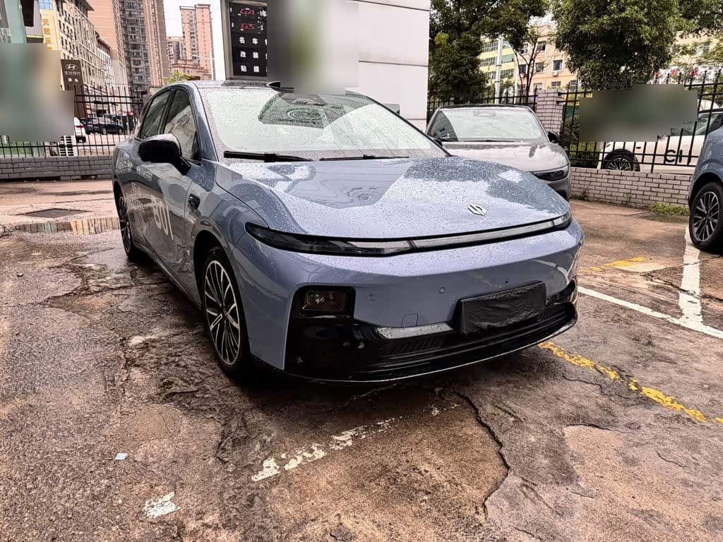 2025 Leapmotor B01 front exterior