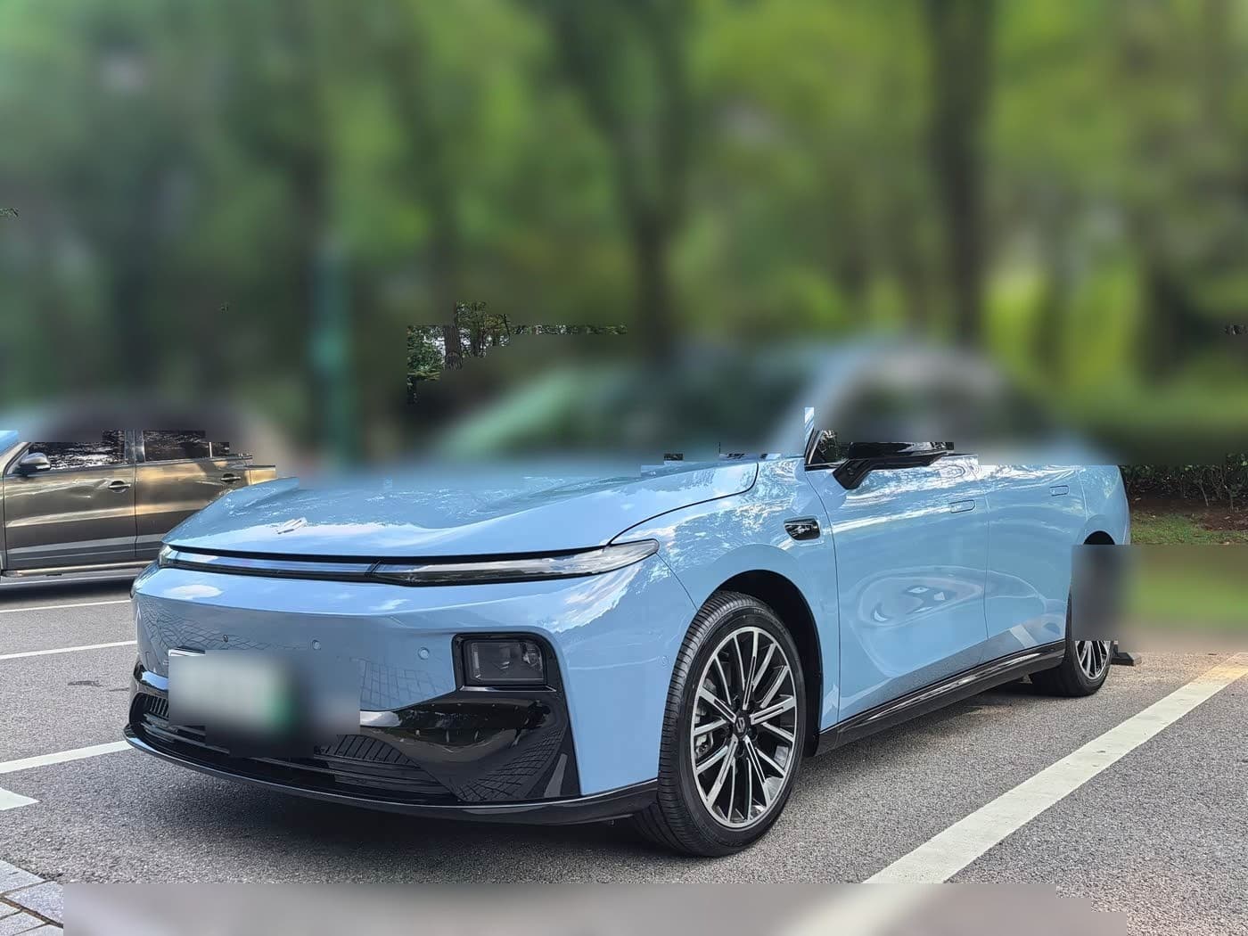 2025 Leapmotor B01 front exterior