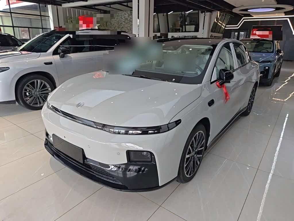 2025 Leapmotor B01 front exterior