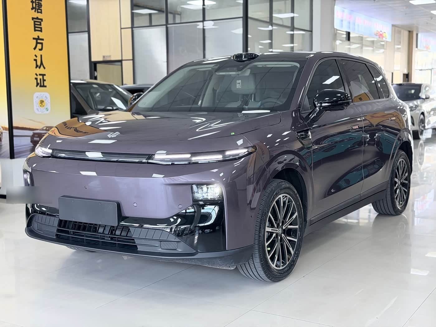 2025 Leapmotor B10 front exterior