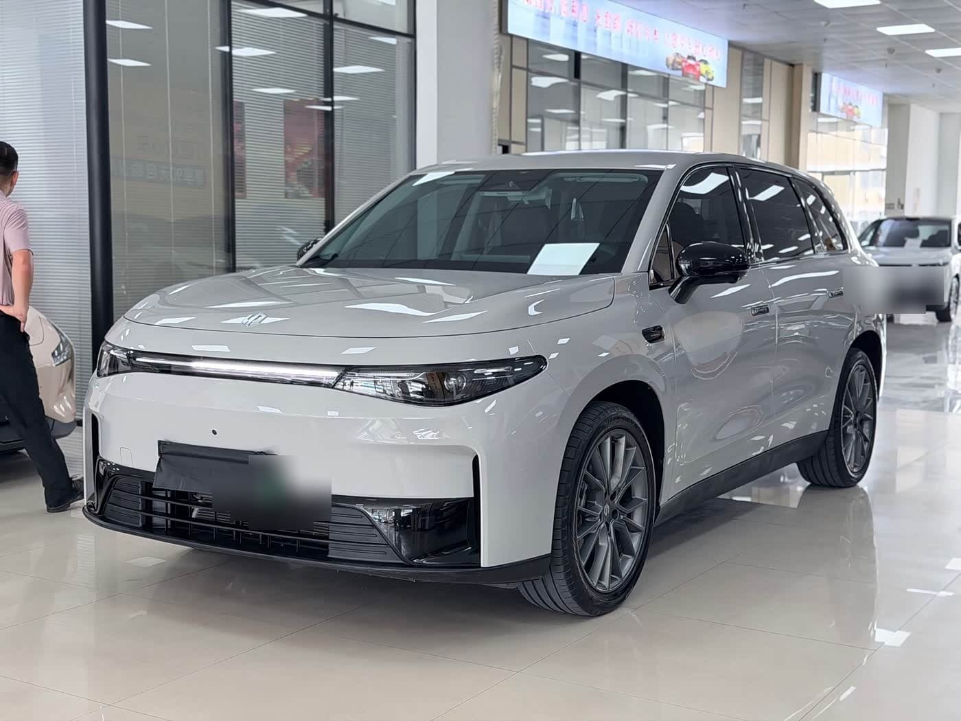 2024 Leapmotor C10 front exterior