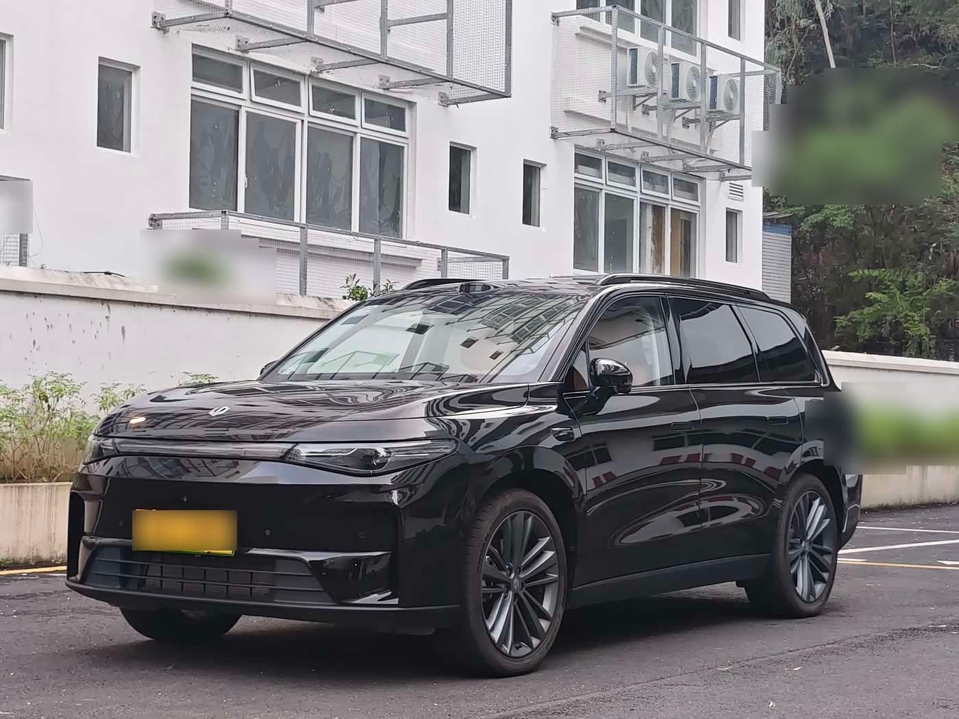 2025 Leapmotor C16 front exterior