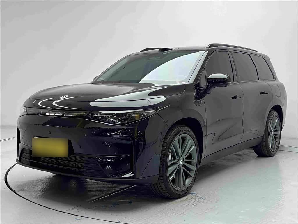 2025 Leapmotor C16 front exterior