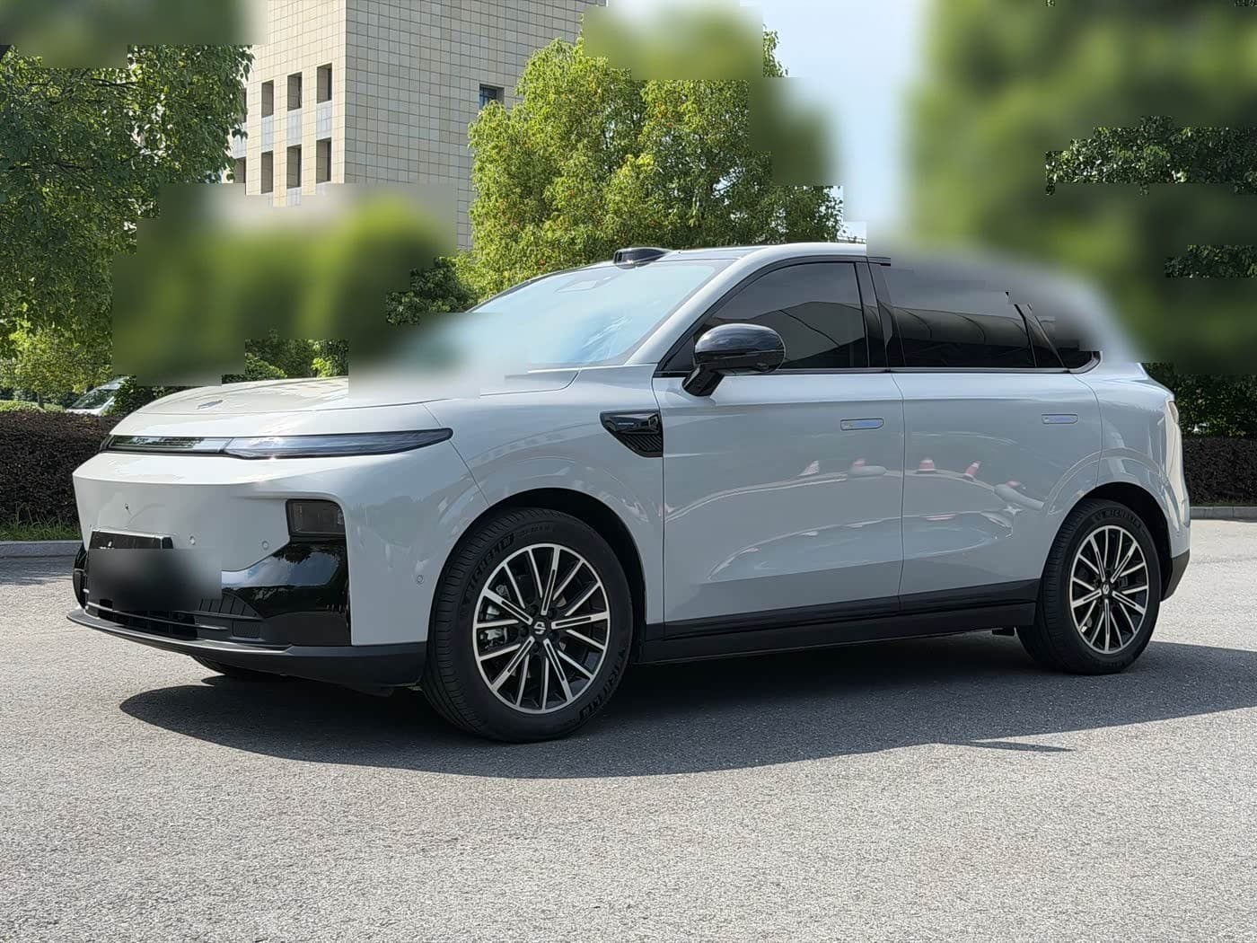 2025 Leapmotor B10 front exterior