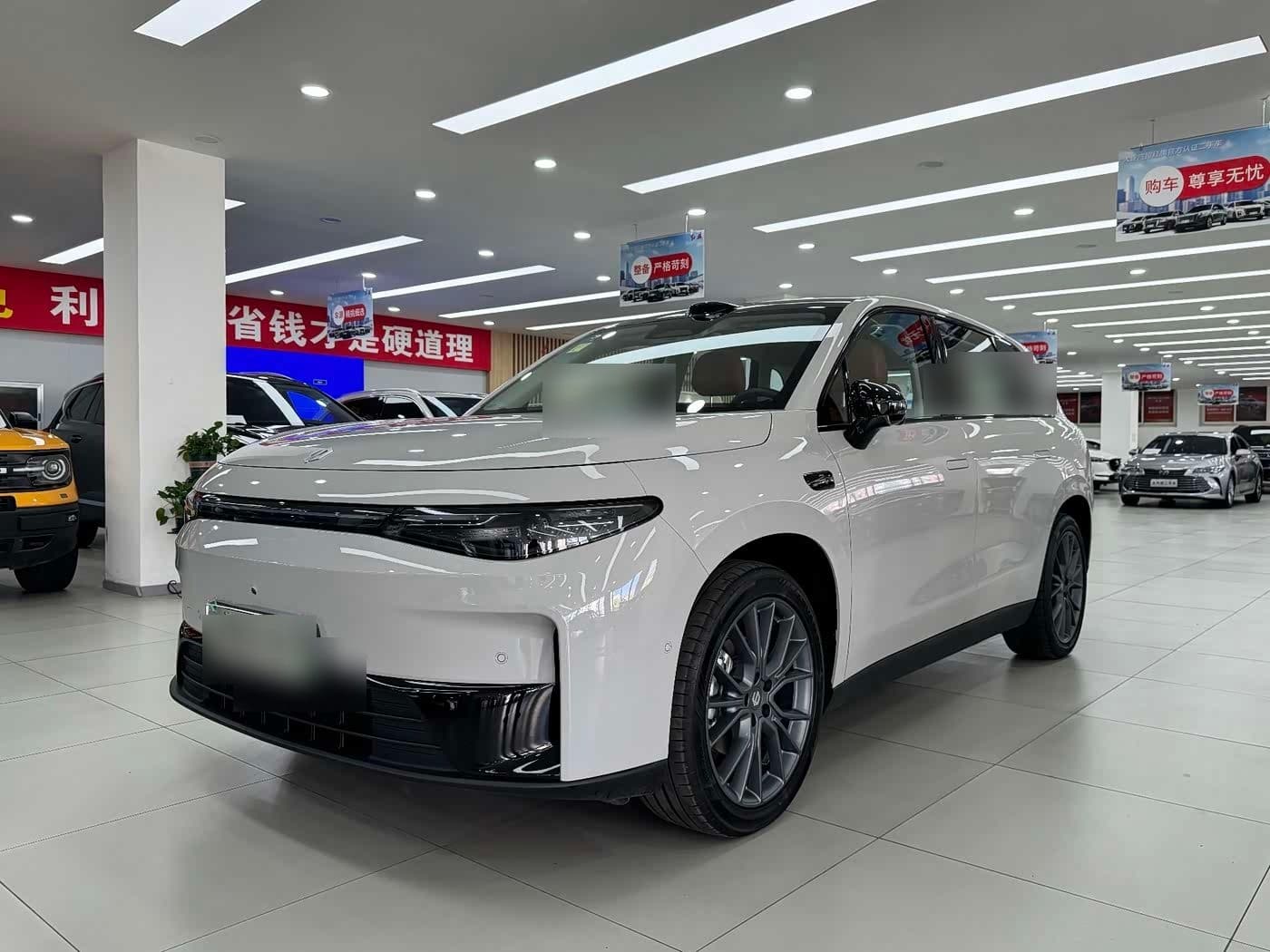 2025 Leapmotor C10 front exterior