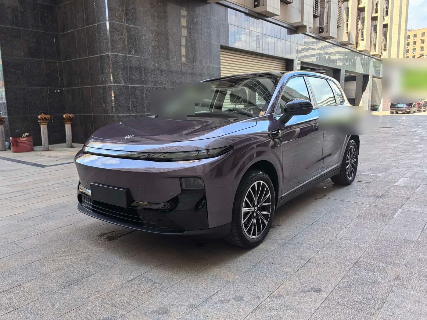 2025 Leapmotor B10 front exterior
