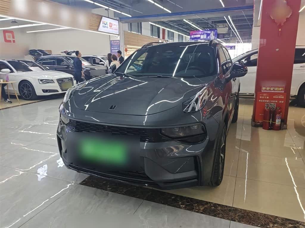 2022 Lynk & Co 01 front exterior