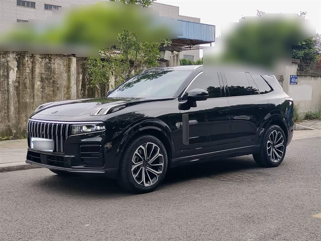 2023 Lynk & Co 09 EM-P front exterior