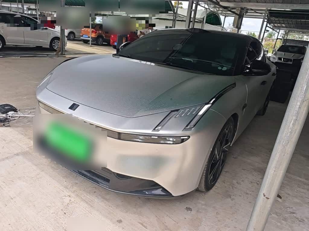 2024 Lynk & Co Z10 front exterior