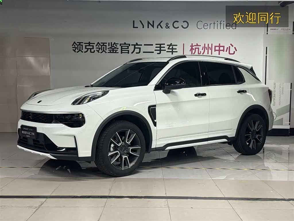 2024 Lynk & Co 01 front exterior