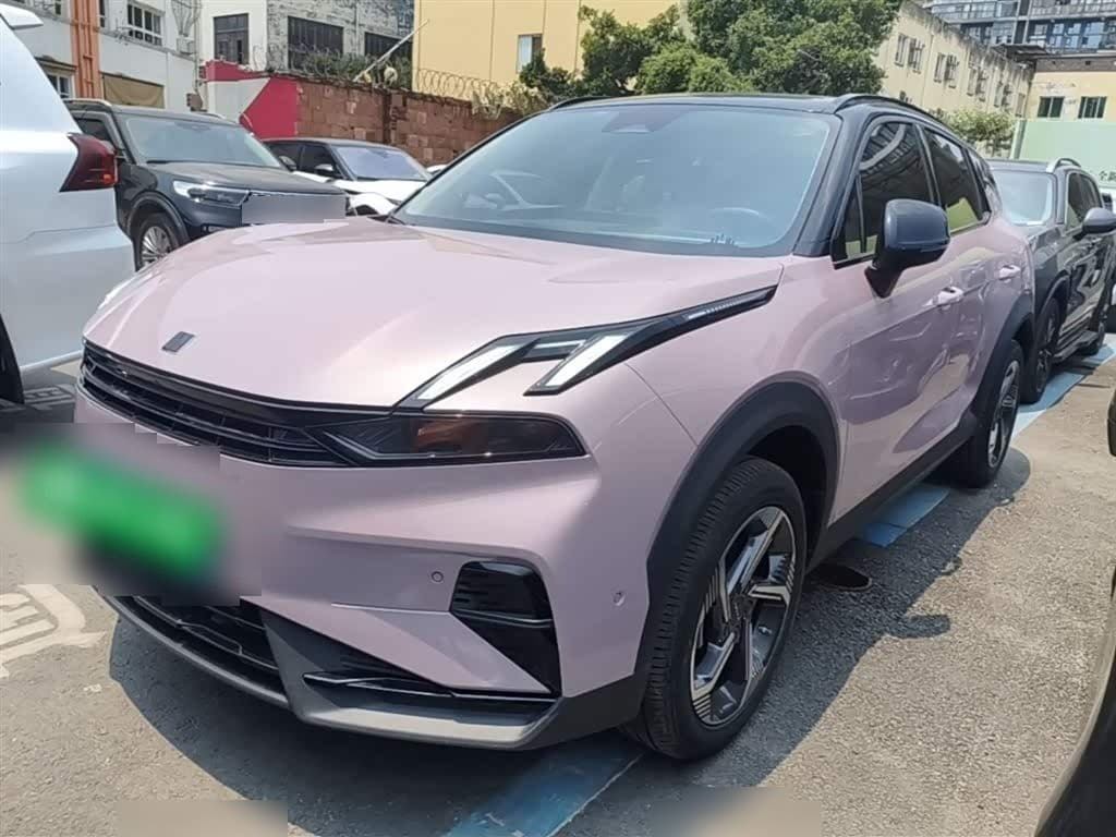 2024 Lynk & Co 06 front exterior